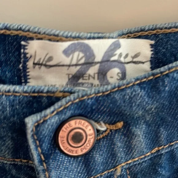 Free People We The Free Maggie Mid-Rise Straight Leg Jeans Size 26 NWOT - Picture 7 of 10